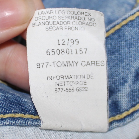 TOMMY HILFIGER Vintage 1999 Jeans w/ Raw Hem - Picture 11 of 13